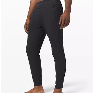 Lululemon In-Mind Joggers